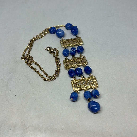 Pretty vintage blue bead, Art Deco style necklace - Picture 3 of 12